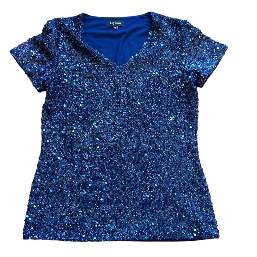 Lily Moss top size small‎ blue sequins short sleeve v-neck